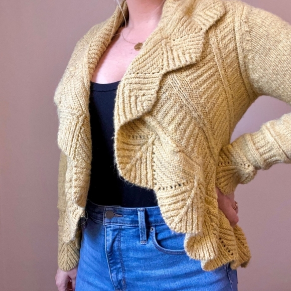Bcdell Ss Cardigan Lt Yellow main image 1